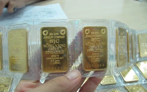 Sáng 11-10, giá vàng miếng SJC, vàng nhẫn lại tăng mạnh